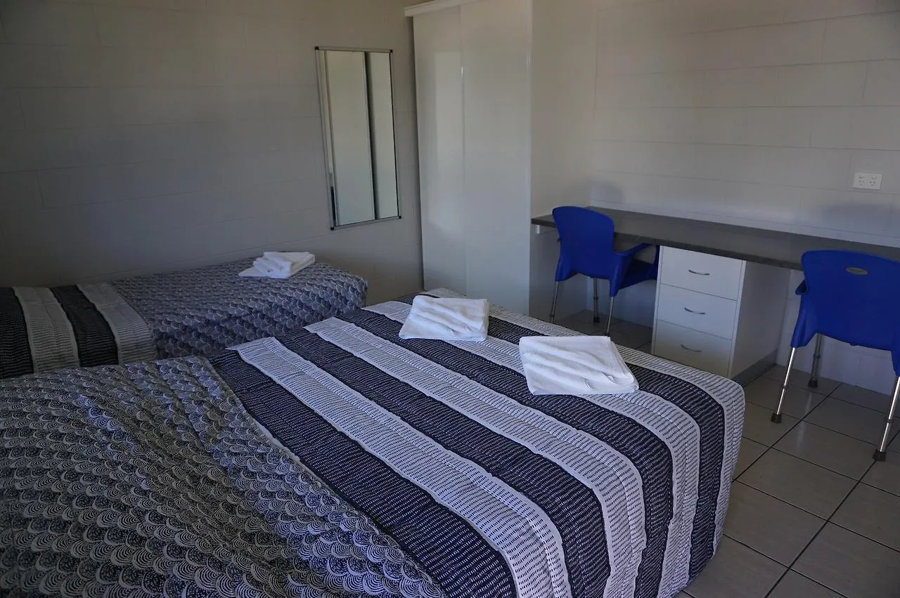 Yal Cairns - Accommodation That Makes A Difference 2*,  Australia