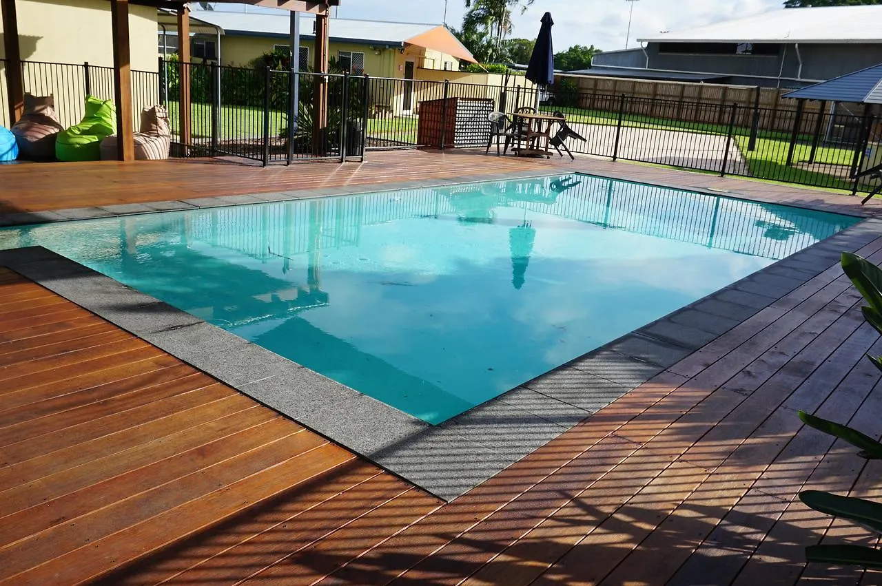 Yal Cairns - Accommodation That Makes A Difference Motel