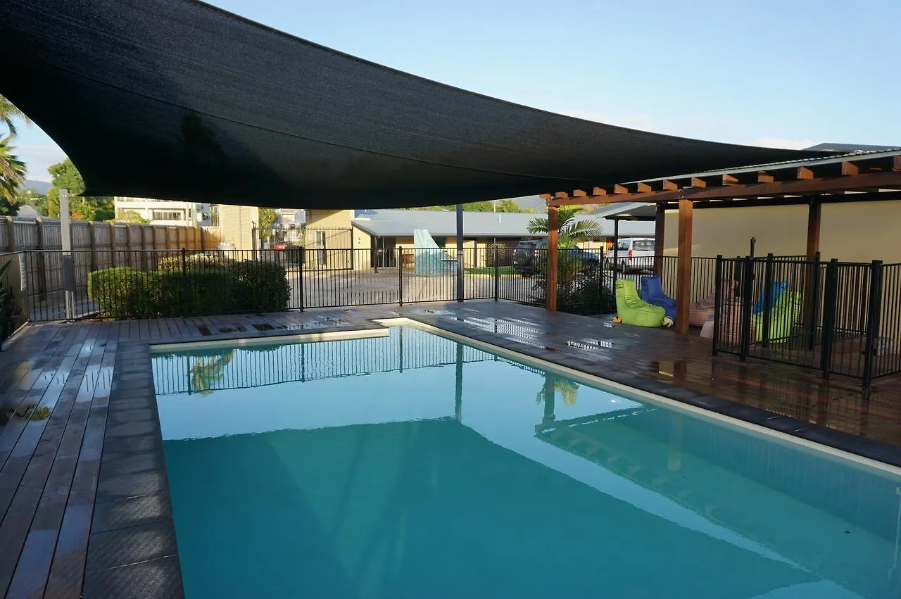 Yal Cairns - Accommodation That Makes A Difference Motel