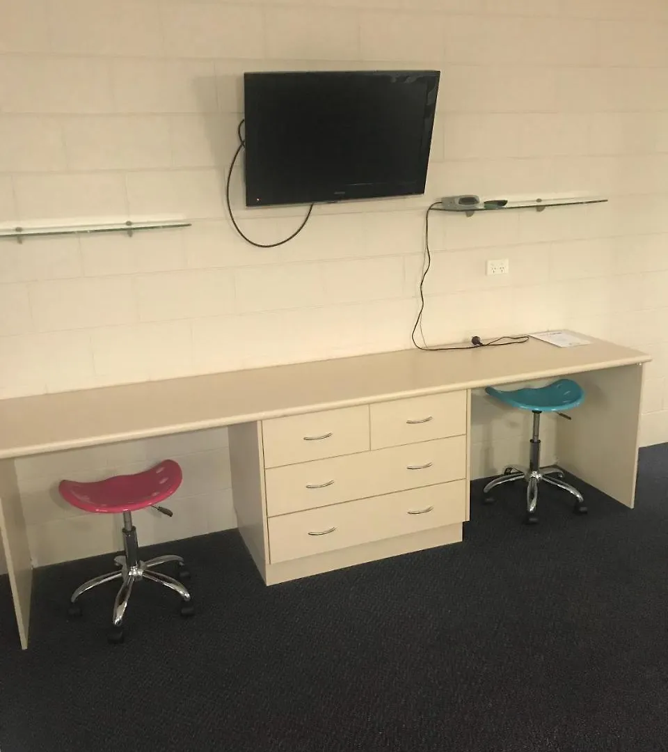 Yal Cairns - Accommodation That Makes A Difference Motel