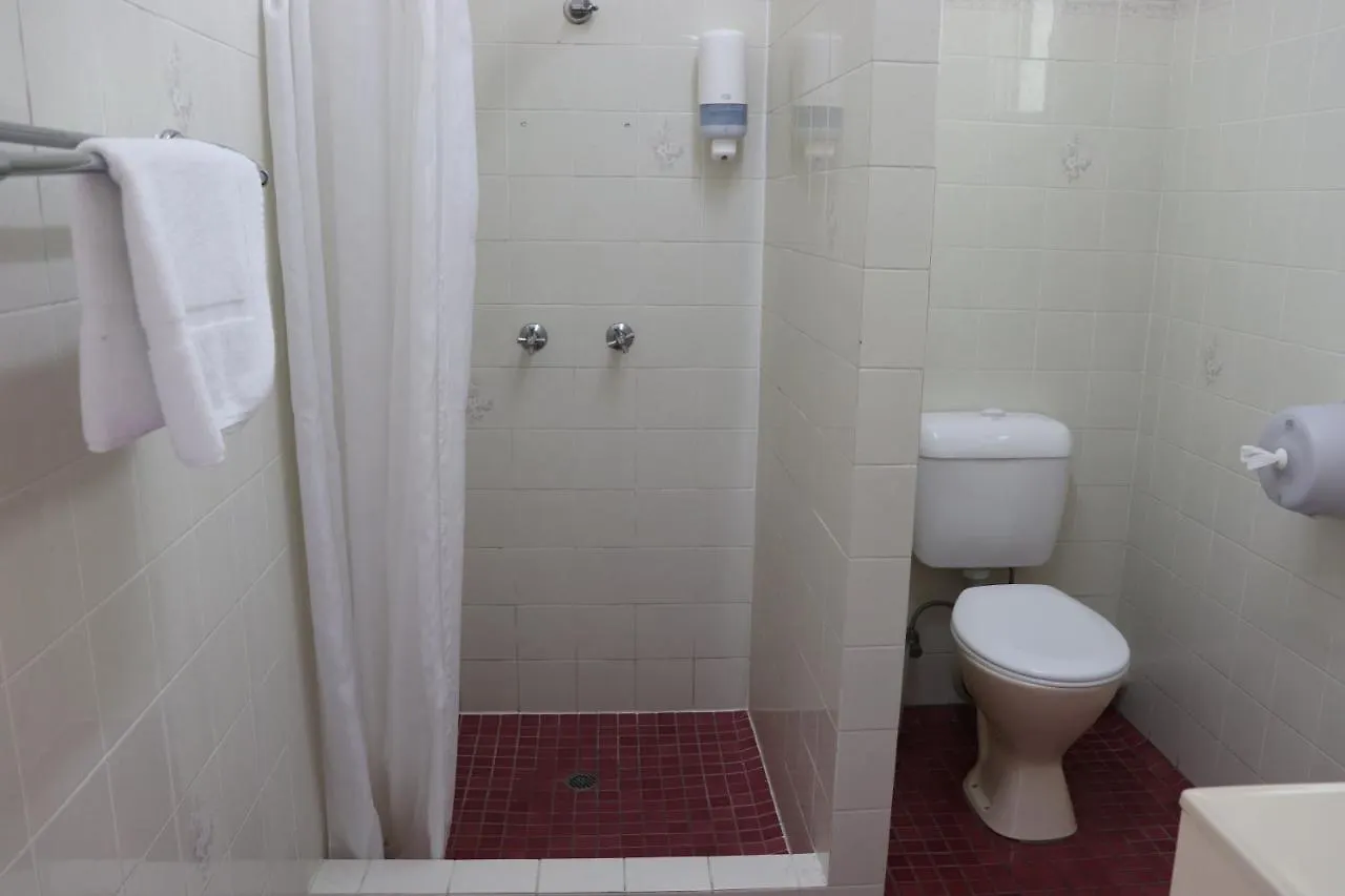 Motel Yal Cairns - Accommodation That Makes A Difference